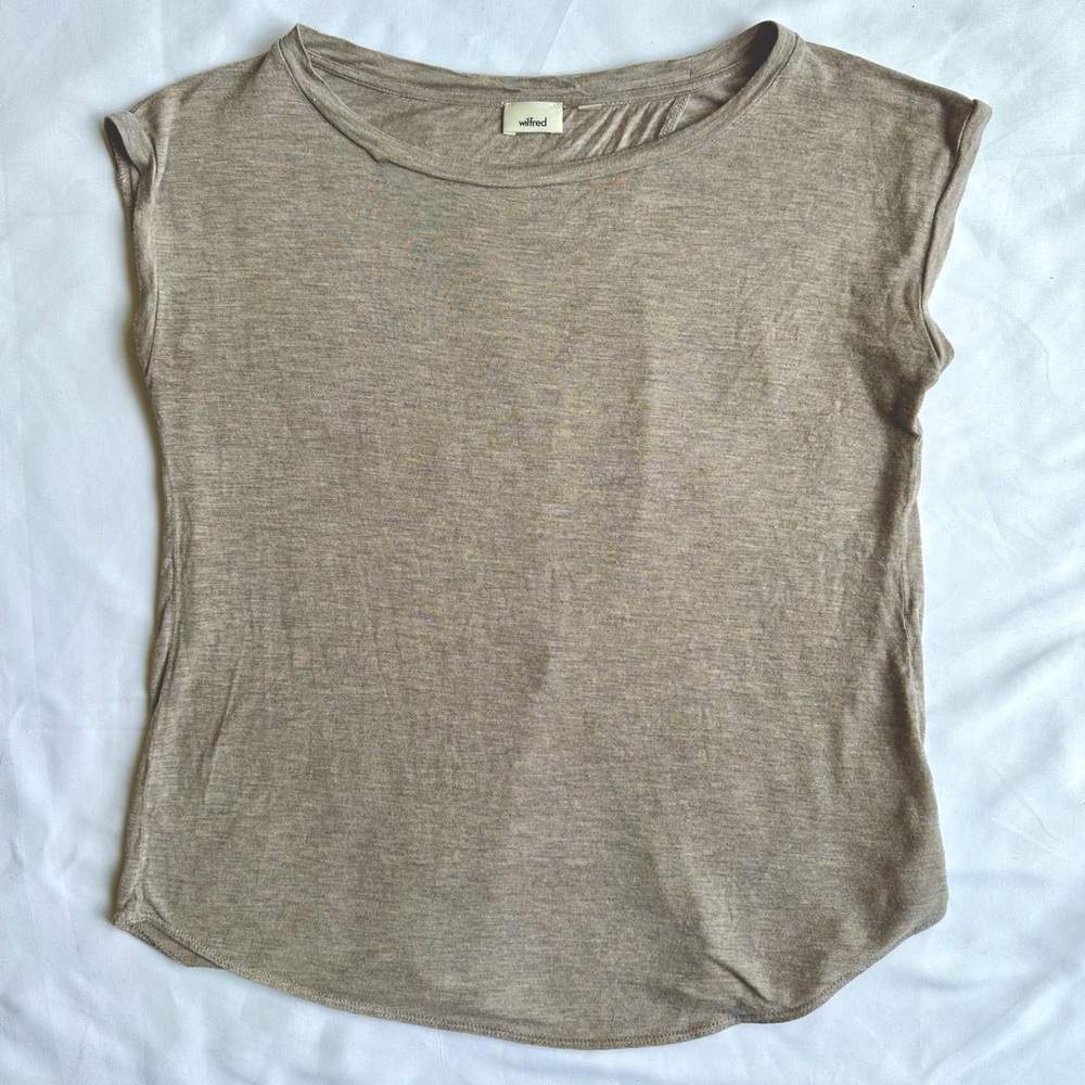 Wilfred Aritzia T Shirt with open back detailing - Picture 1 of 2